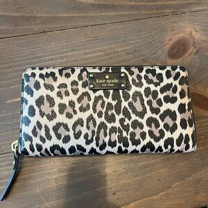 Kate spade leopard zip wallet